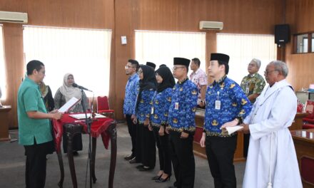 Lima Pejabat Fungsional Dilantik. Pencegahan Korupsi dan Digitalisasi Ditekankan