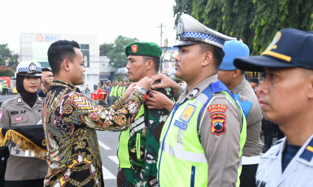 Gelar Pasukan Operasi Ketupat Candi 2025, Bupati Fahmi : Keamanan Lebaran Prioritas!