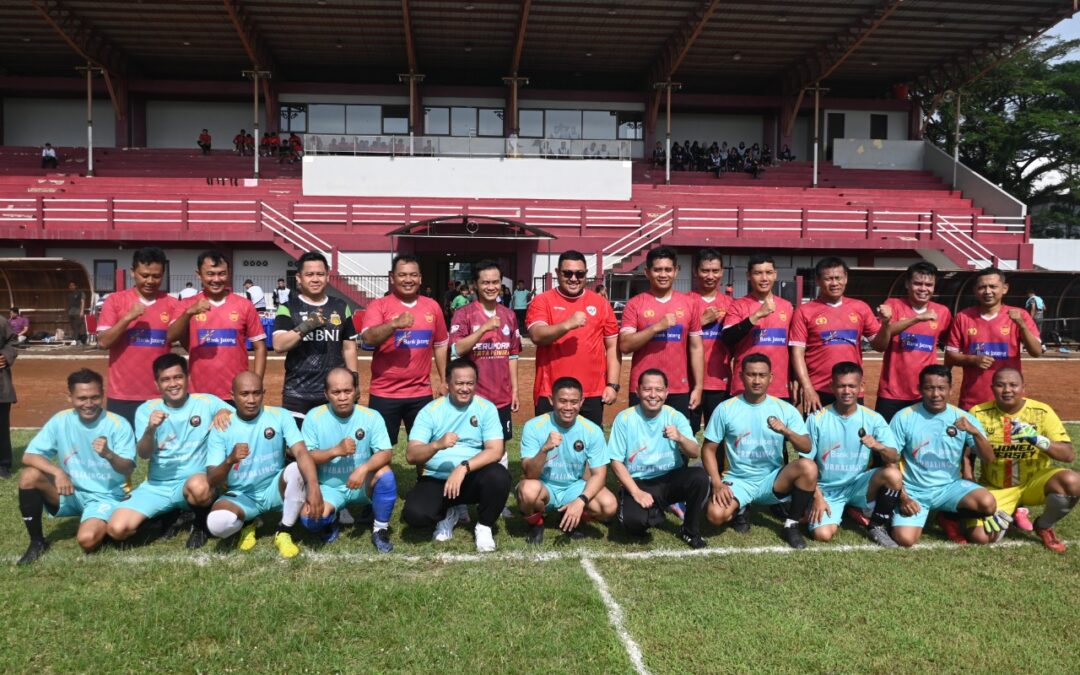 Laga Forkopimda Derby! Sepakbola Persahabatan Penuh Makna Pascalebaran