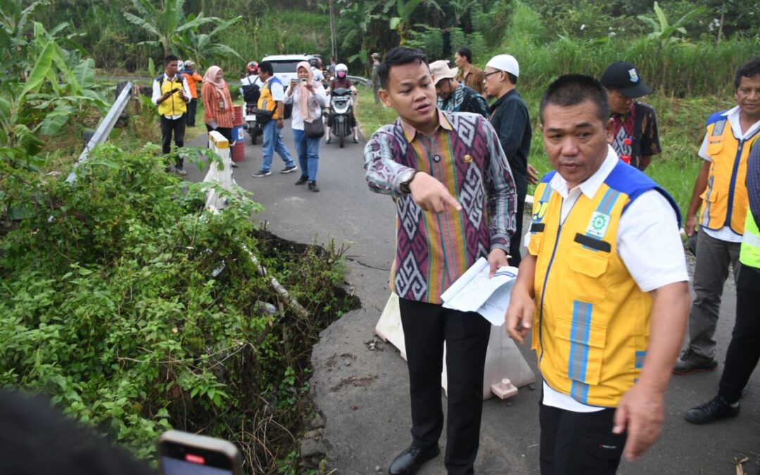 Tebing Beton Tahan Getar Segera Dibangun, Longsoran Sungai di Bancar dan Wirasaba Tertangani