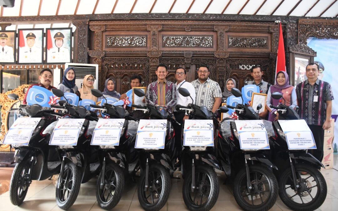 Desa – Kecamatan Tercepat Lunas PBB-P2 Diganjar Hadiah, Bupati Apresiasi Masyarakat Taat Pajak