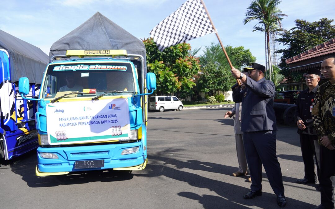 Stabilkan Harga Beras, Plt Bupati Dimas Lepas 2.278 Ton Beras Bantuan Pangan