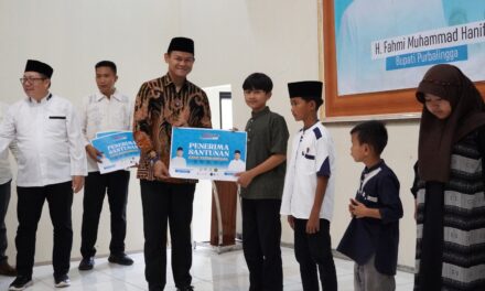 Syi’ar Muharram 1447 H, Bupati Fahmi Santuni Ribuan Anak Yatim dan Duafa