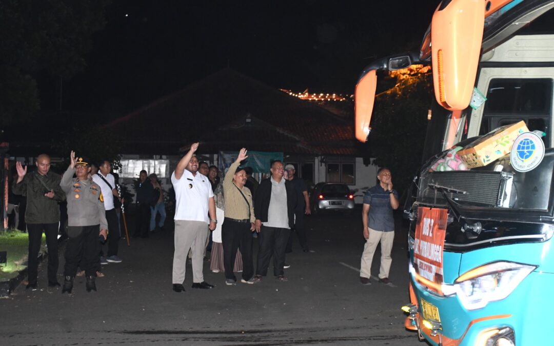 Plt Bupati Dimas Ingatkan Kades Lurah Purbalingga Pulang Bawa Ilmu Koperasi Merah Putih