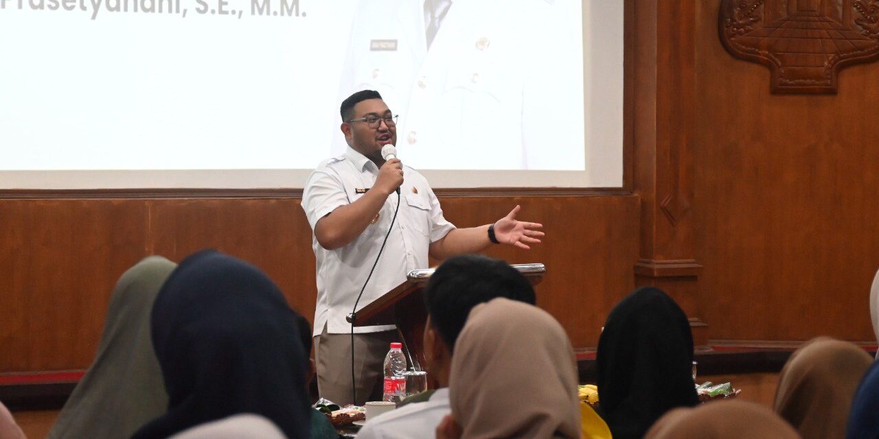 Wabup Dimas Ajak Mahasiswa Baru UT Jaga Semangat hingga Wisuda