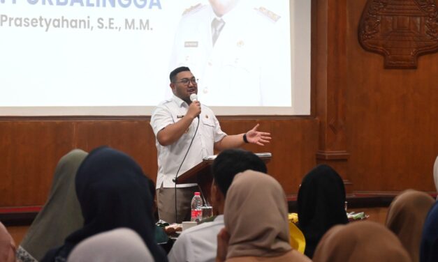 Wabup Dimas Ajak Mahasiswa Baru UT Jaga Semangat hingga Wisuda