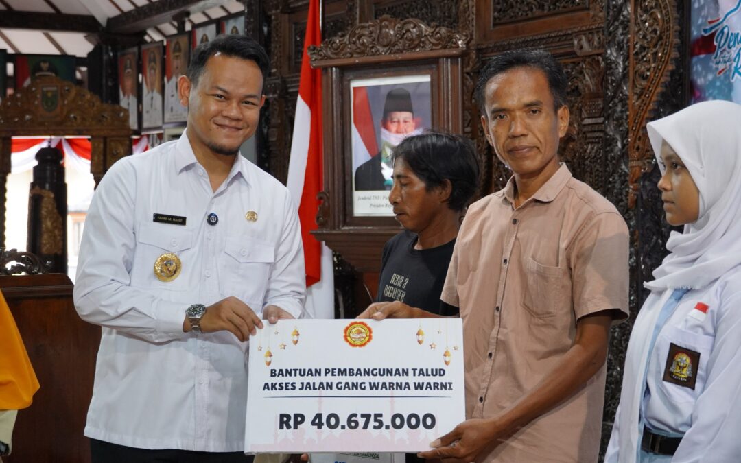 Galang Kolaborasi 17 Lembaga, Pemkab Salurkan Bantuan Rp 10,2 Miliar untuk 5.989 Warga