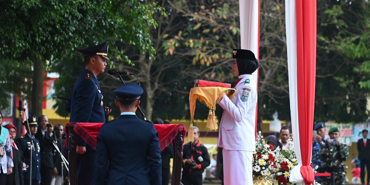 Sukses Kibarkan dan Turunkan Merah Putih, Paskibraka Purbalingga Dapat Bonus