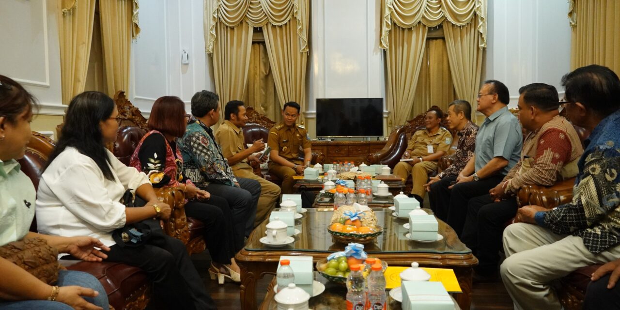 Bupati Fahmi Terima Audiensi BKSAG: Perkuat Sinergi Bangun Kerukunan dan Pembangunan Inklusif