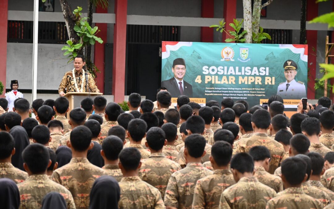 Apel Pagi di SMKN 1 Bukateja: Bupati Fahmi Ajak Siswa Tak Remehkan Potensi Diri