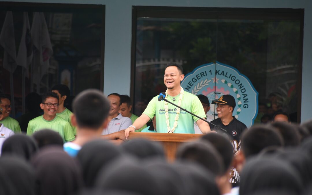 Apel Pagi di SMKN 1 Kaligondang, Bupati Fahmi Ingatkan Pelajar untuk Jadi Generasi Produktif