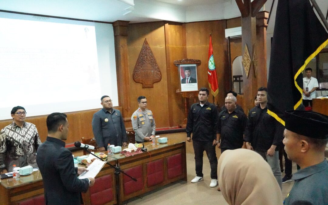 Kukuhkan Pengurus APIK Bangga Perwira, Bupati Fahmi Tegaskan Komitmen Dorong Ekspor Produk Lokal