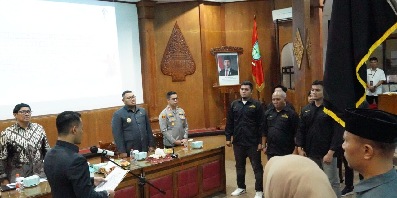 Kukuhkan Pengurus APIK Bangga Perwira, Bupati Fahmi Tegaskan Komitmen Dorong Ekspor Produk Lokal