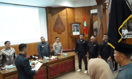 Kukuhkan Pengurus APIK Bangga Perwira, Bupati Fahmi Tegaskan Komitmen Dorong Ekspor Produk Lokal
