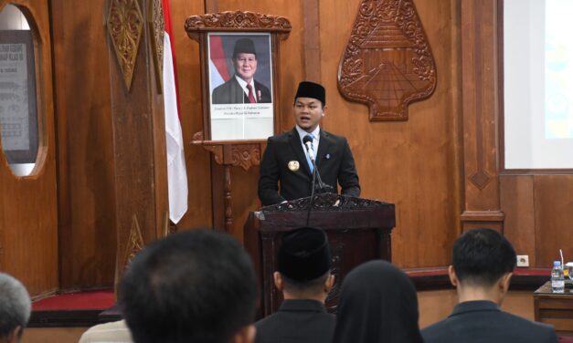 Raih Nilai 99,75 dalam Visitasi dan Verifikasi Keterbukaan Informasi Publik, Bupati Fahmi Tekankan Dampak Nyata Bagi Masyarakat