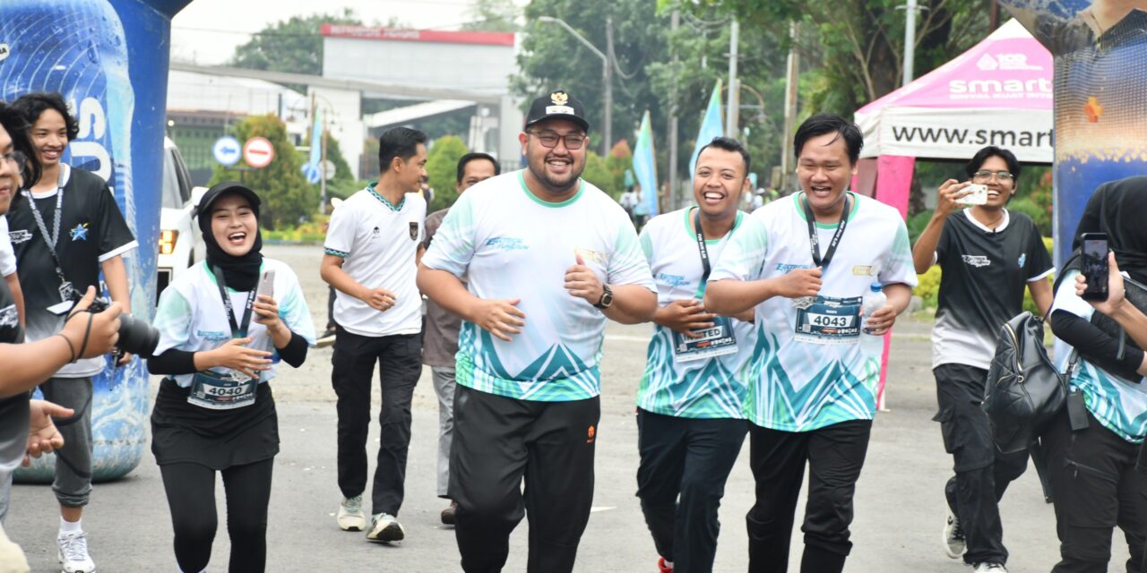 Electrical Fun Run 6,2K Warnai Peluncuran S2 Teknik Elektro Unsoed