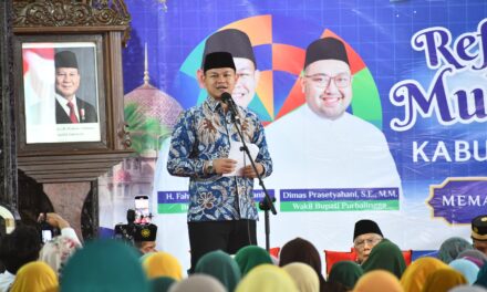 Bupati Fahmi Hadiri Refleksi Milad 113 Muhammadiyah, Ajak Perkuat Kolaborasi Pendidikan dan Kesehatan