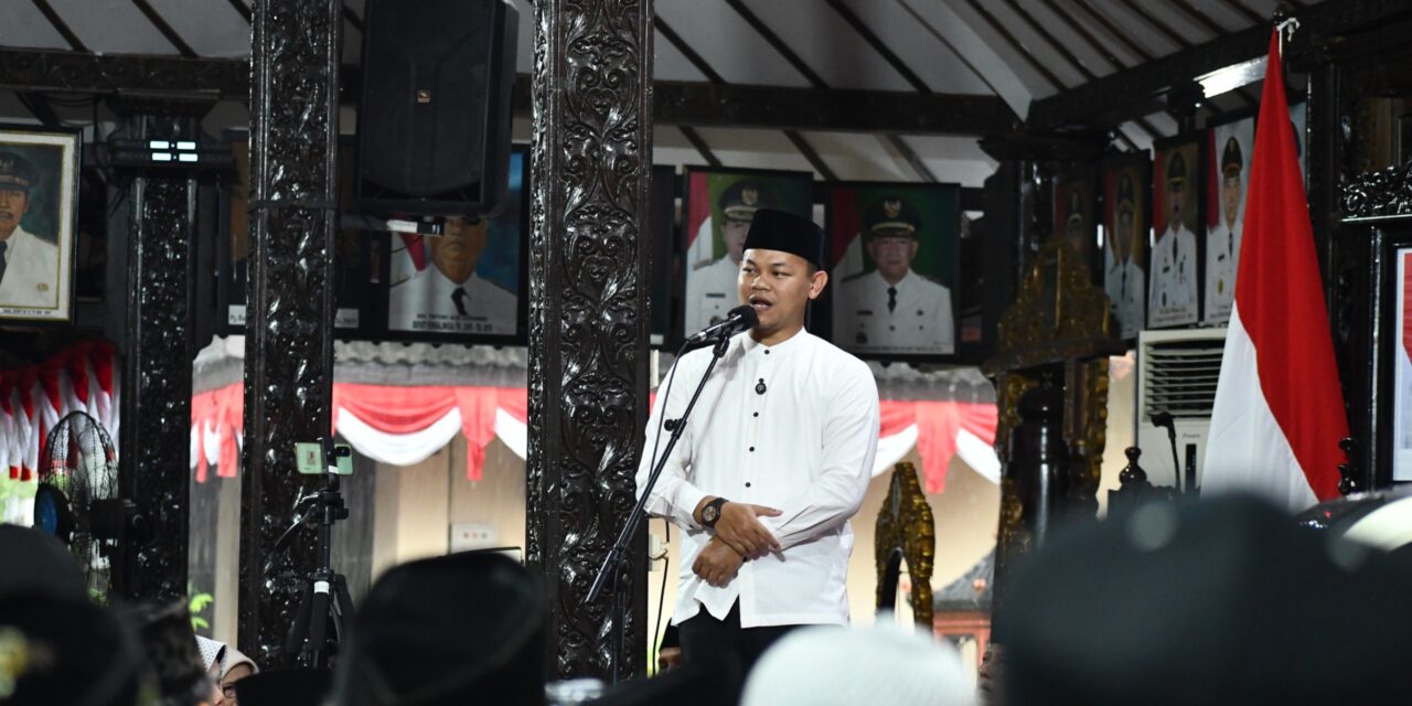 Bupati Fahmi Hadiri Pengajian MAS-RH, Ajak Doakan Gaza di Pendopo Dipokusumo