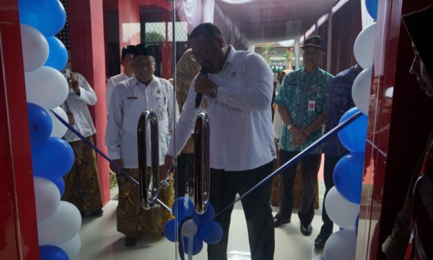 Wabup Dimas Resmikan TEFA SMKN 1 Bukateja: Cetak Siswa Berbudaya Industri Sejak Dini