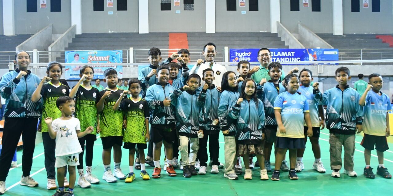 Buka Kejurkab Bulutangkis Piala Bupati 2025, Fahmi Umumkan Revitalisasi GOR Mahesa Jenar