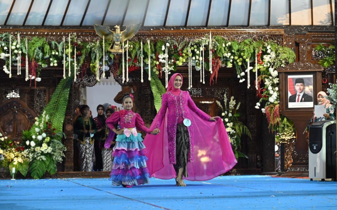 Purbalingga Berkebaya 2025, Bupati Fahmi Dorong Perempuan Berdaya dan Berkarya
