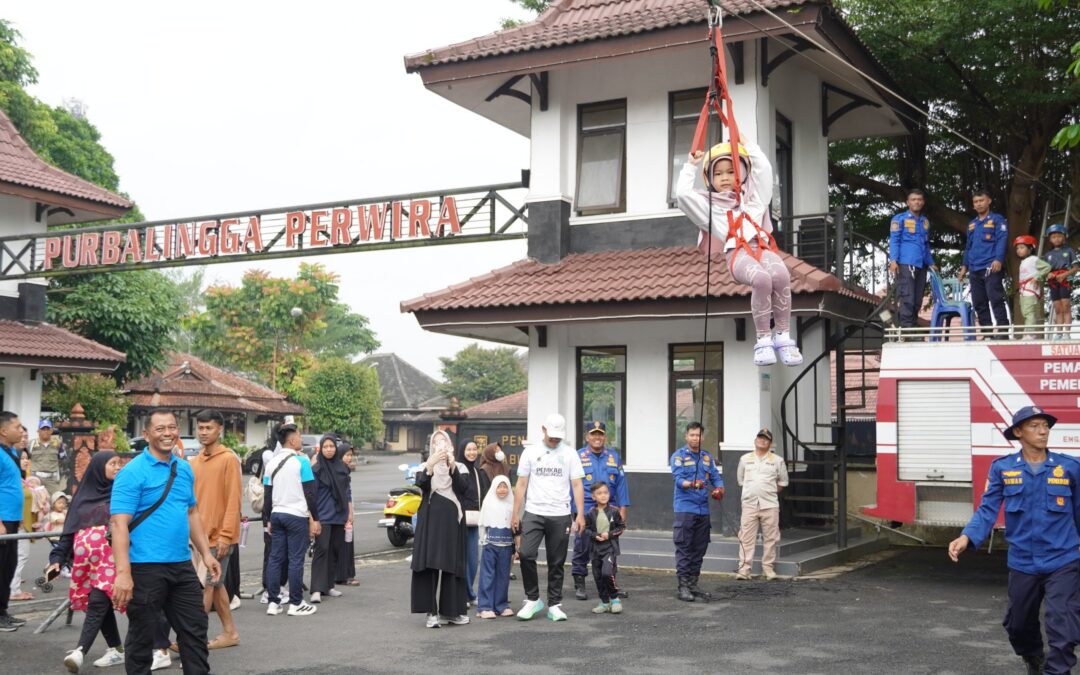 Bikin Nagih! Wahana Flying Fox Jadi Magnet Car Free Day Purbalingga