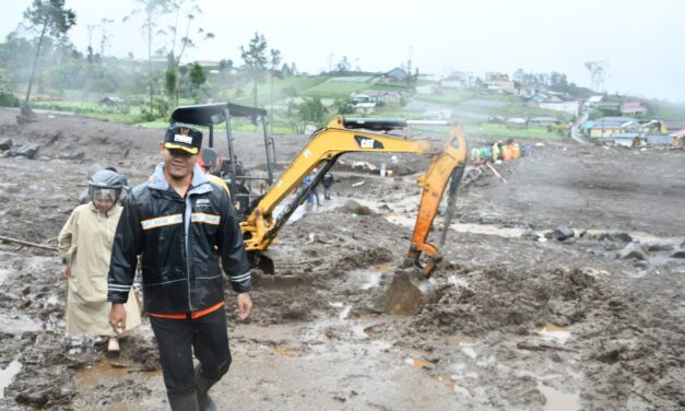 Pulihkan Akses Terdampak Bencana, BPBD Purbalingga Kerahkan Alat dari Berbagai Instansi