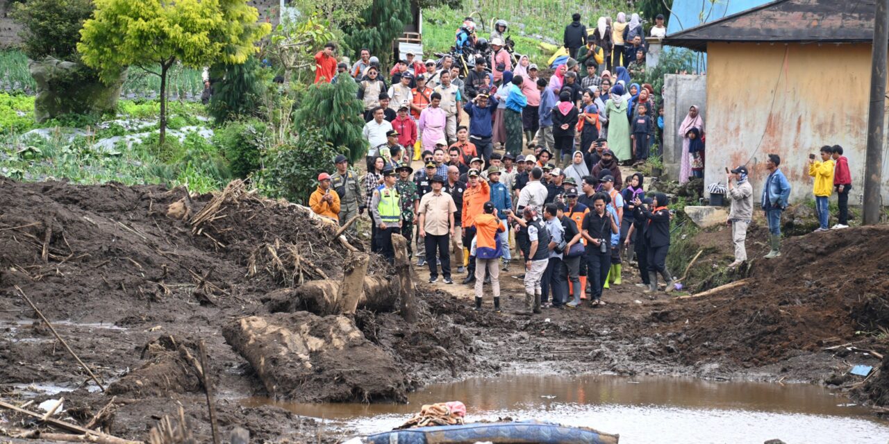 Gubernur Jateng Pastikan Penanganan Bencana Karangreja Paripurna, Huntara–Huntap dan Infrastruktur Jadi Prioritas
