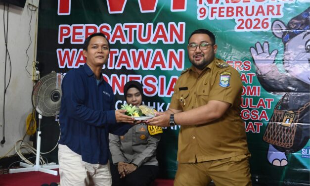 Wabup Dimas : Prinsip Check, Recheck, Final Check Kunci Jurnalisme Kredibel!