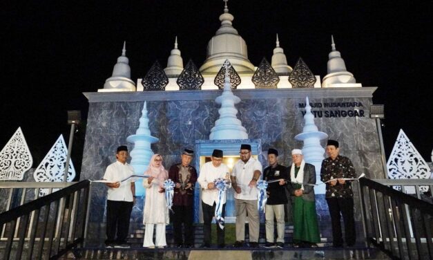 Masjid Nusantara Watu Sanggar Diresmikan, Wabup Dimas: Simbol Harmoni Islam dan Budaya Jawa