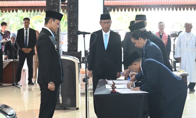 113 Pejabat Eselon III Dilantik, Bupati Fahmi: Jangan Lama Adaptasi, Langsung Kerja!