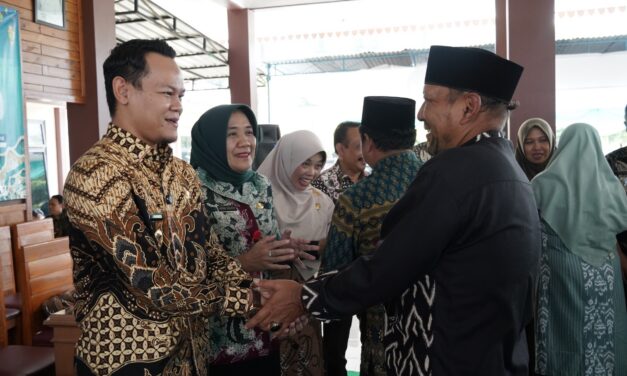 Halalbihalal di Rembang, Bupati Fahmi Apresiasi Kinerja Forkopimcam dan Desa
