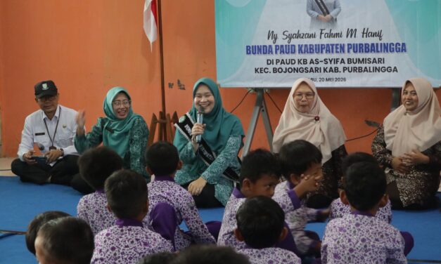 Belajar Saling Menolong dari Dongeng Bunda Hani di KB As-Syifa  