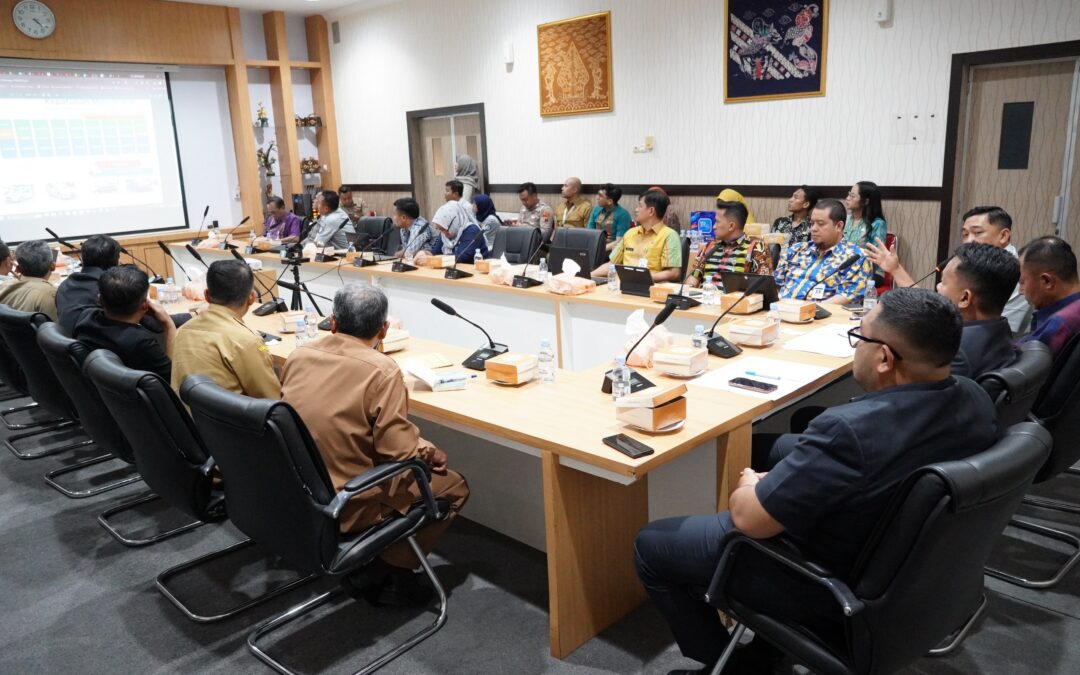 Bupati Fahmi Siapkan Reward Pembangunan Jalan bagi Wilayah Taat Pajak