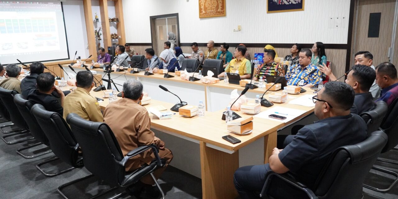Bupati Fahmi Siapkan Reward Pembangunan Jalan bagi Wilayah Taat Pajak