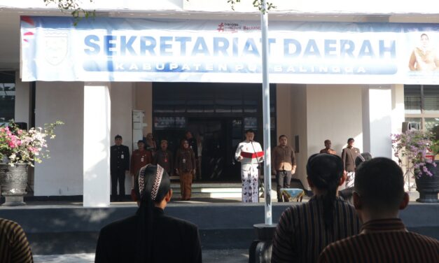 Pimpin Upacara Harganas di Setda, Bupati Fahmi Minta ASN Perkuat Keluarga dan Hadirkan Kinerja Berdampak
