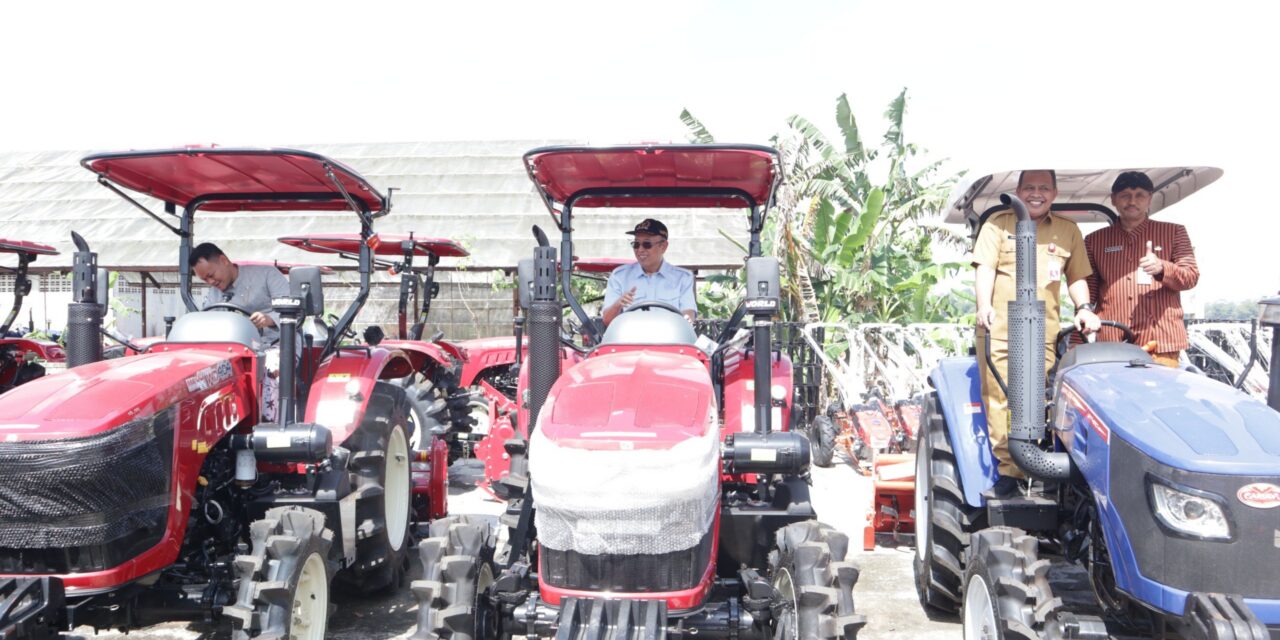 Purbalingga Terima Bantuan Alsintan, Bupati: Perkuat Ketahanan Pangan dan Produktivitas Petani