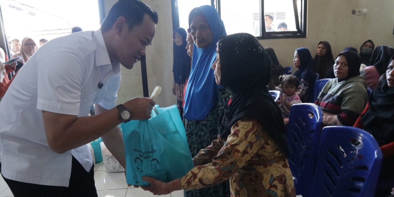 Bupati Salurkan Bantuan dari Gaji Pribadi dan Pastikan Penanganan Warga Rentan Desa Tidu
