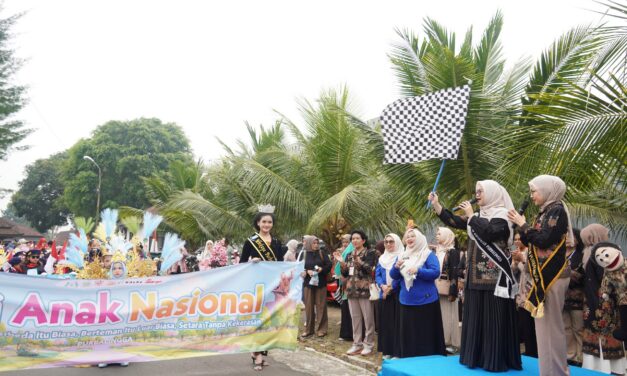 Bunda PAUD Lepas 610 Anak Berkostum Unik di Karnaval HAN 2026