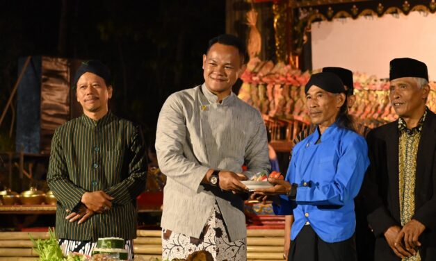 Wayang Rakyat “Semar Mbangun Desa” Hidupkan Budaya dan Kebersamaan di Sidareja