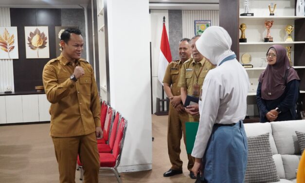 Bupati Fahmi Apresiasi Dzkrina, Pelajar yang Lolos Paskibraka Jateng 2026
