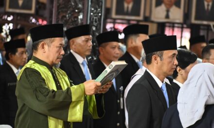 Lantik 213 Pejabat Struktural, Bupati Fahmi: Jabatan Harus Berdampak bagi Masyarakat